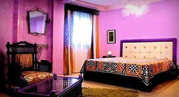 Hotel Le - Tell A Story