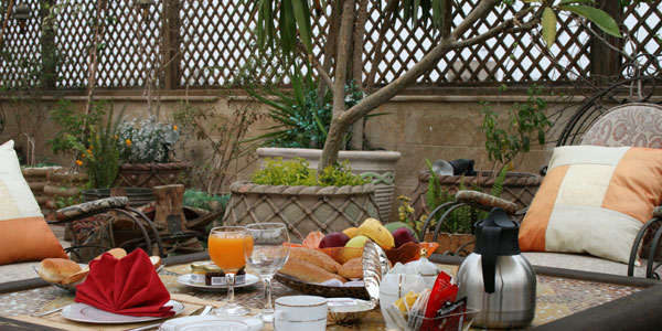 Le - Tell A Story Cairo